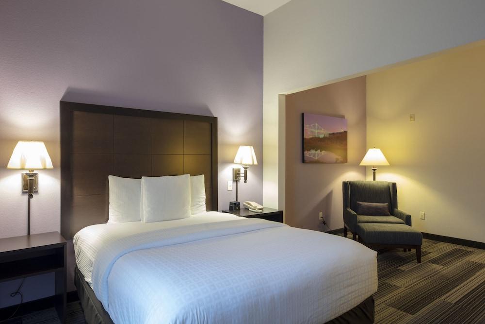 La Quinta By Wyndham Springfield Airport Plaza Hotel Ngoại thất bức ảnh