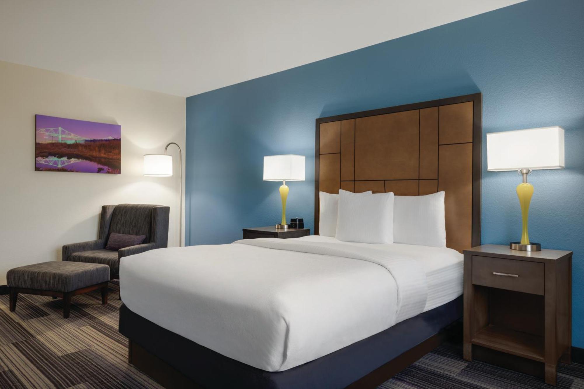La Quinta By Wyndham Springfield Airport Plaza Hotel Ngoại thất bức ảnh