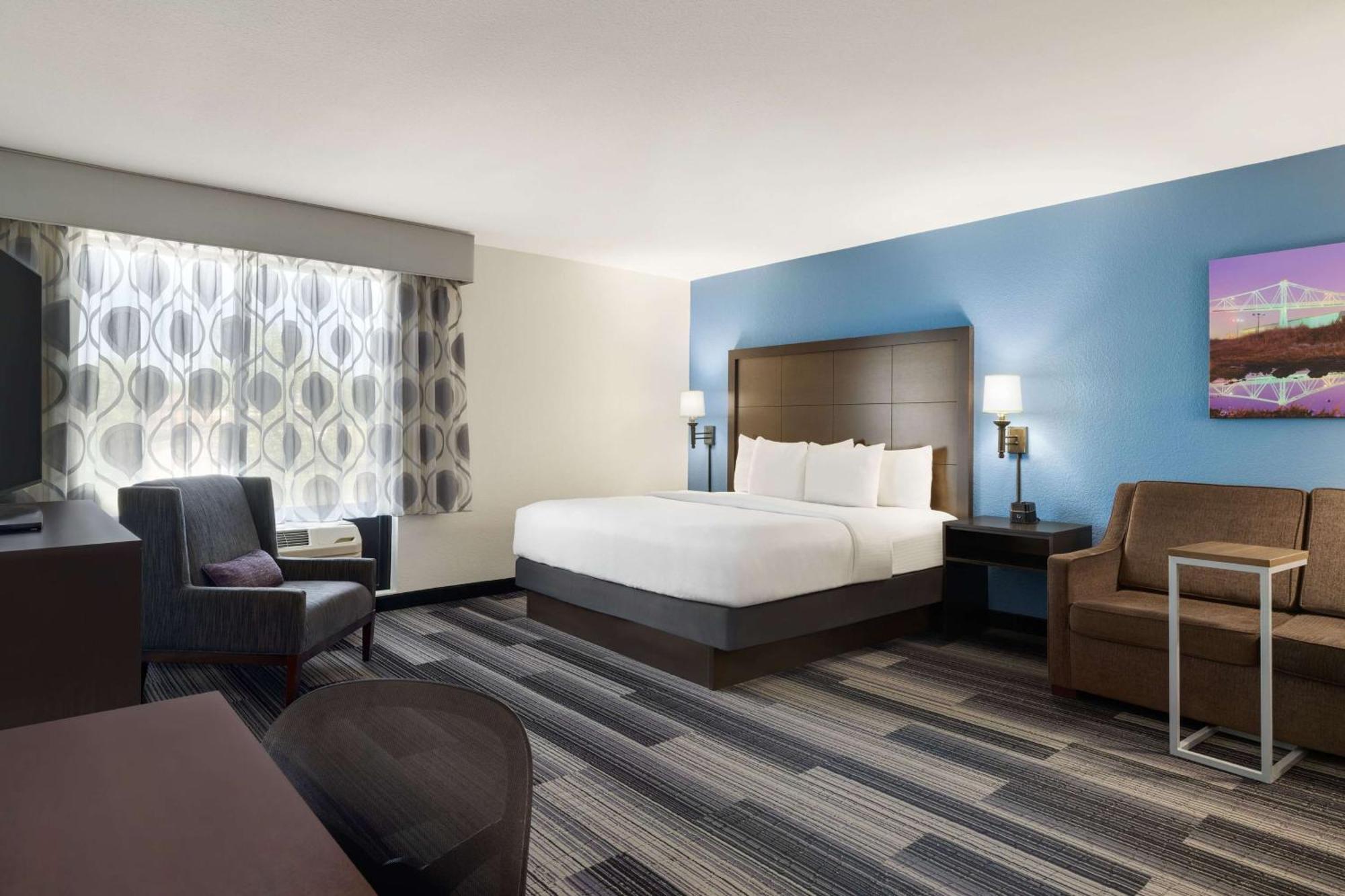 La Quinta By Wyndham Springfield Airport Plaza Hotel Ngoại thất bức ảnh